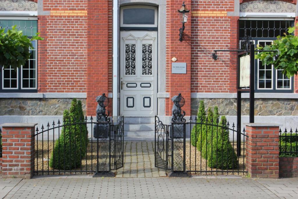 B&B Huyze Max Dilsen-Stokkem Exterior photo